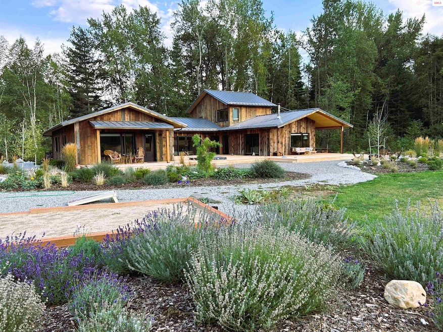 202 Siskin Ln, Sandpoint, ID 83864 - photo 1