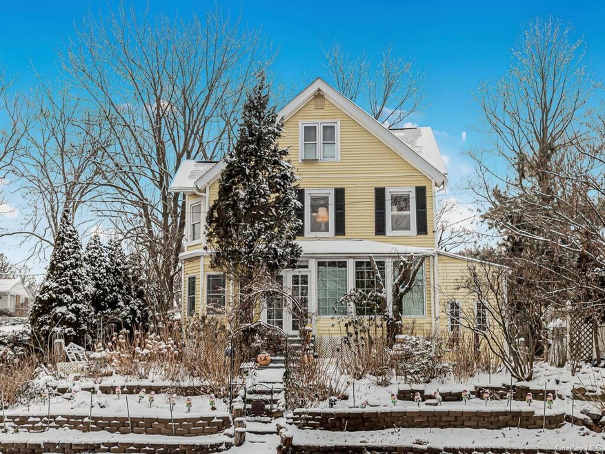 201 Bradhurst Ave, Hawthorne, NY 10532 - photo 1