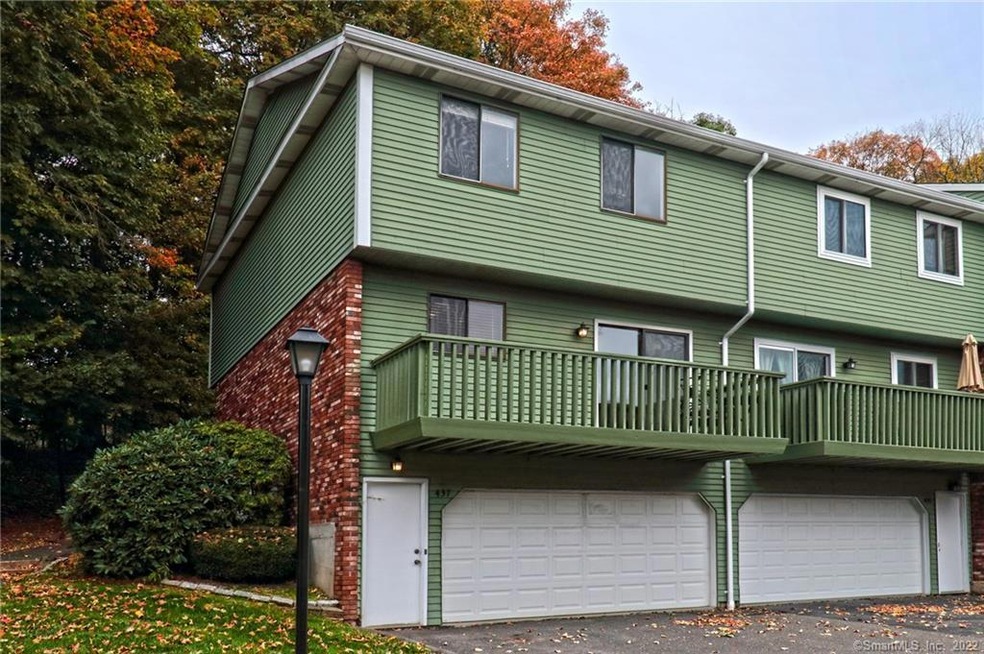 437 Churchill Dr unit 437, Newington, CT 06111 - photo 1