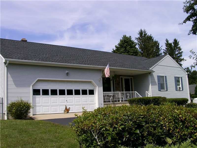 19 Glenwood Cir, Wakefield, RI 02879 - photo 1