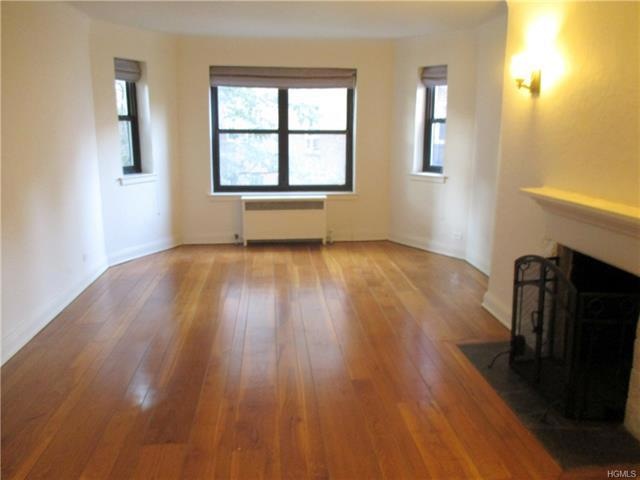 1 Garrett Place unit 4i, Bronxville, NY 10708 - photo 1