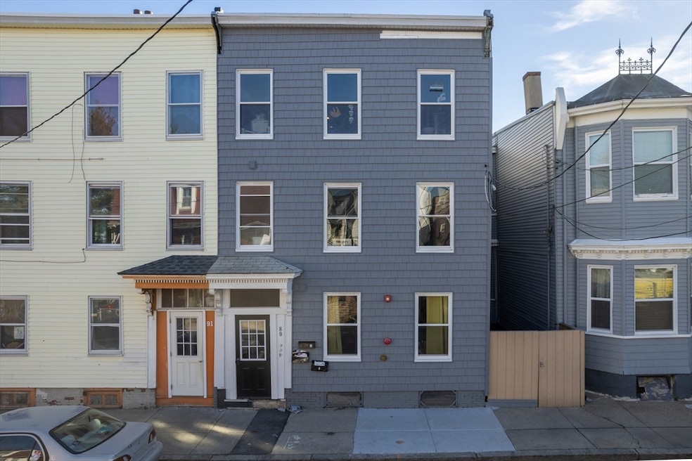 For Sale $1,450,000 • Co-Listing Agent