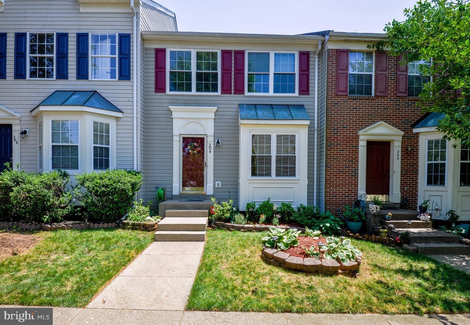 204 Rover Ct, Stafford, VA 22554 - photo 1