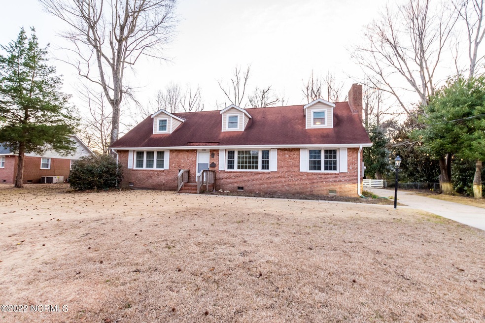 1009 Sioux Dr, Jacksonville, NC 28540 - photo 1