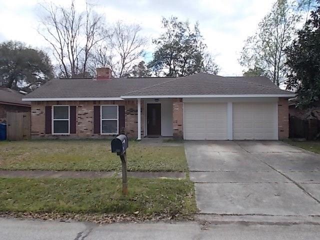 209 N Queens Dr, Slidell, LA 70458 - photo 1