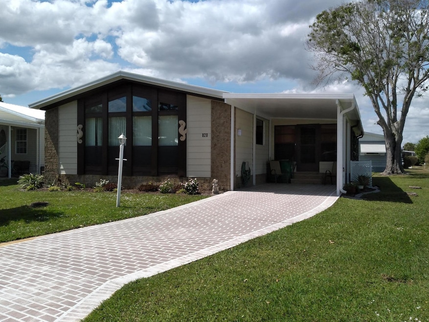 820 Oleander Cir, Sebastian, FL 32976 - photo 1