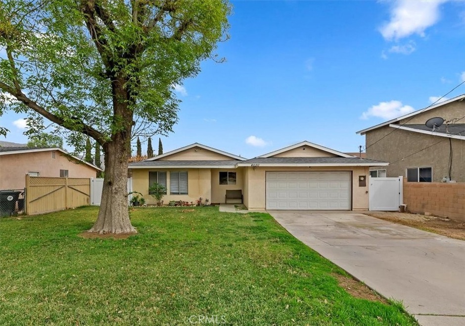 Sold $585,000 • Co-Listing Agent