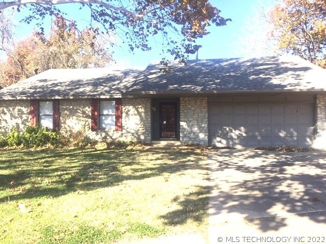 3004 E Memphis St, Broken Arrow, OK 74014 - photo 1