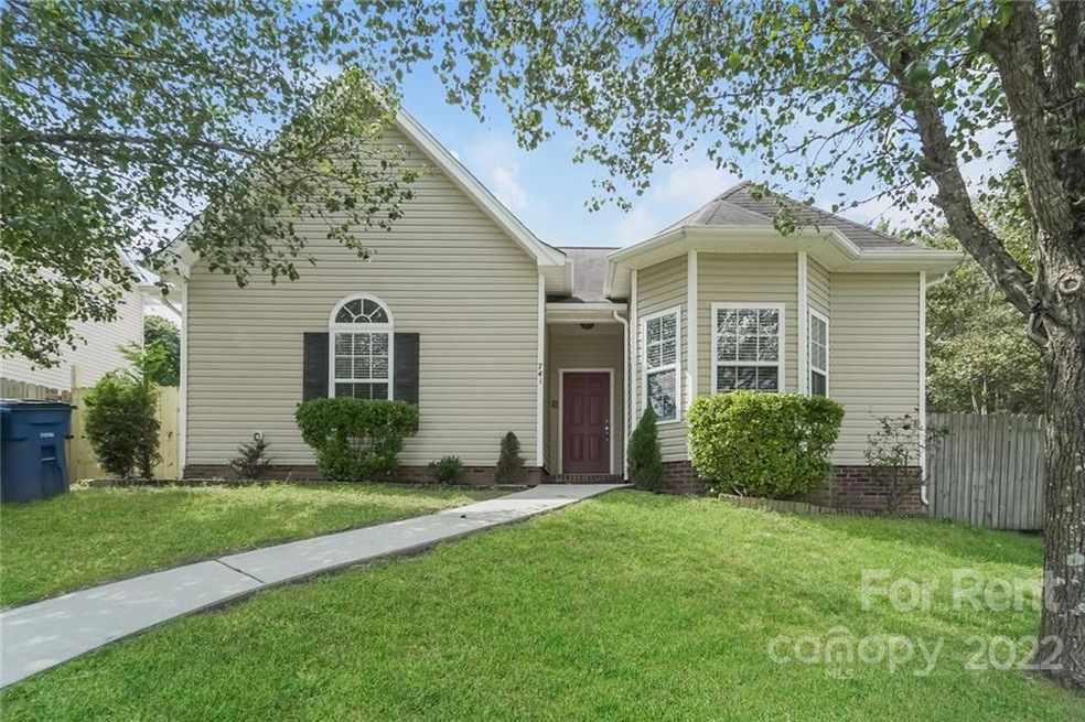 741 Sir Raleigh Dr, Concord, NC 28025 - photo 1