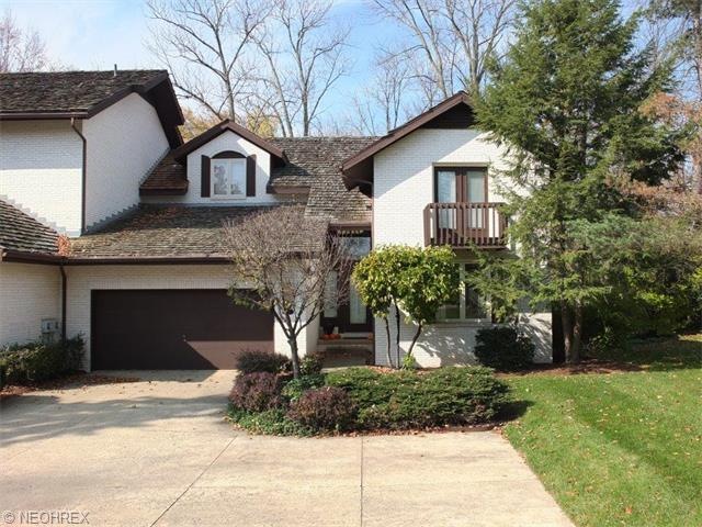 Beautiful setting for this 3 bedroom, 3.5 bath con