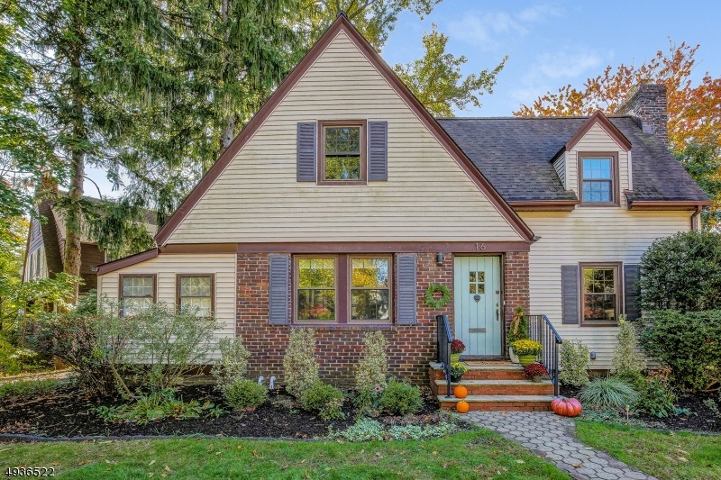 16 Mountainview Rd, Millburn, NJ 07041 - photo 1