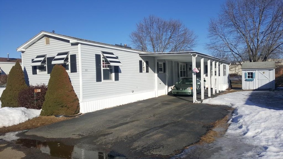 143 West St unit 38, West Hatfield, MA 01088 - photo 1