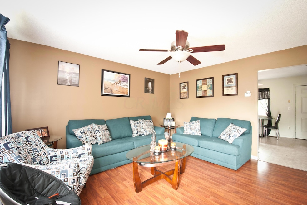 5401 Paladim Rd, Columbus, OH 43232 - photo 1