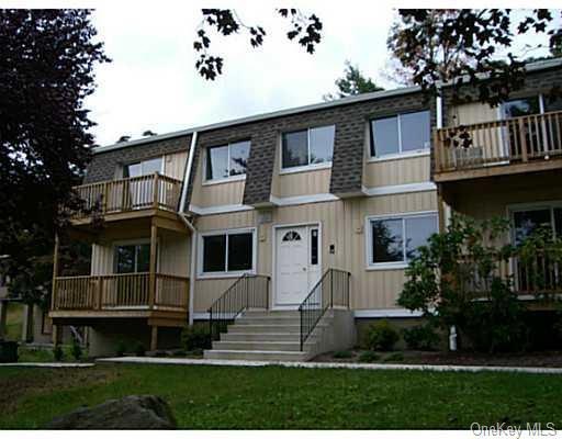 16 Pavilion Ridge Way unit 2, Suffern, NY 10901 - photo 1