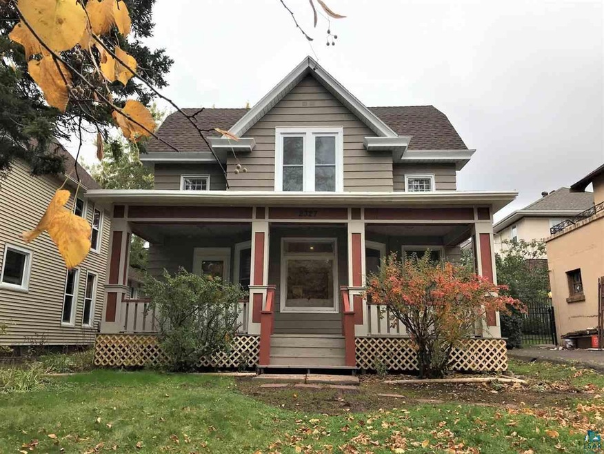 2327 E 2nd St, Duluth, MN 55812 - photo 1