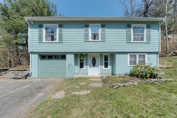 8 Munn Rd, Monson, MA 01057 - photo 1