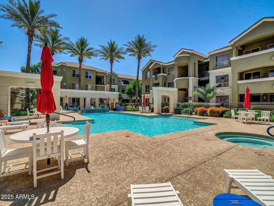 5303 N 7th St unit 132, Phoenix, AZ 85014 - photo 1