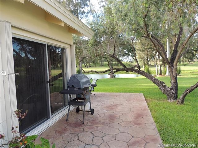 3632 E Forge Rd unit 13, Davie, FL 33328 - photo 1
