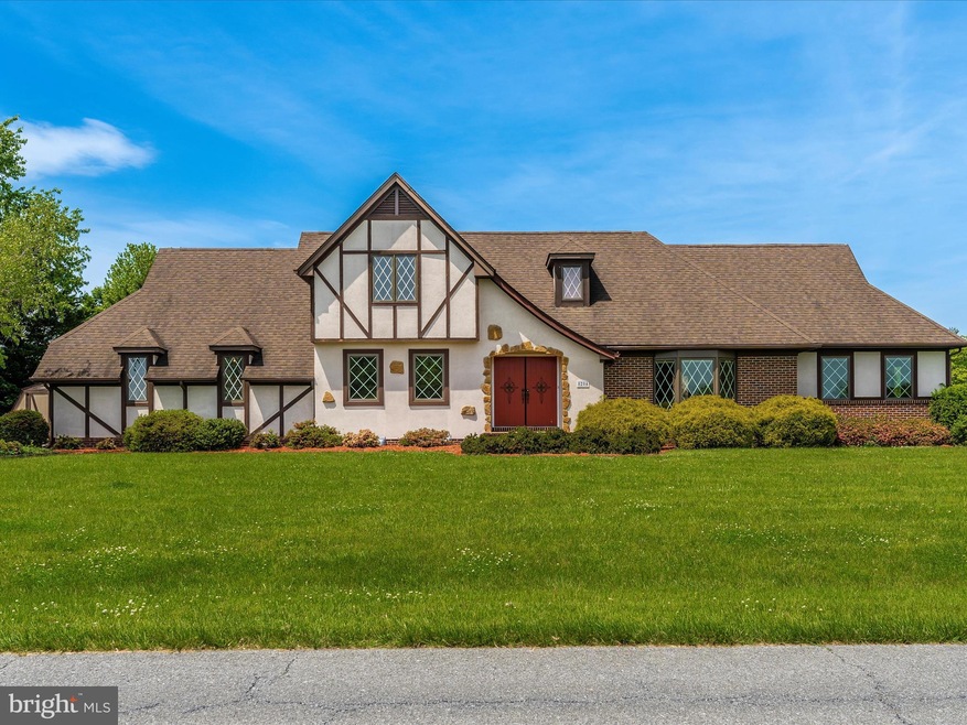 8204 Wheatfield Dr, Frederick, MD 21702 - photo 1