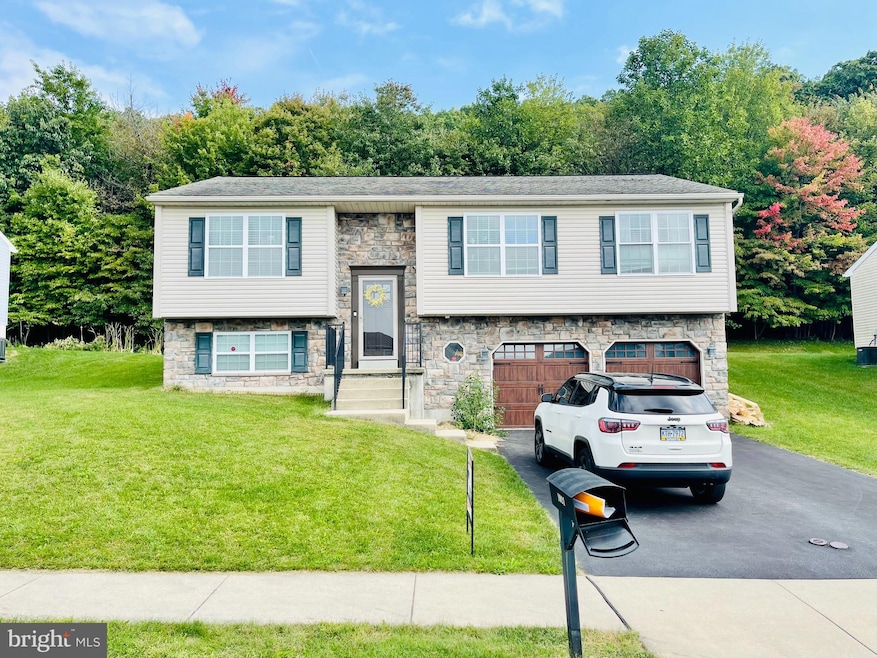 1021 Saylor Dr, Temple, PA 19560 - photo 1