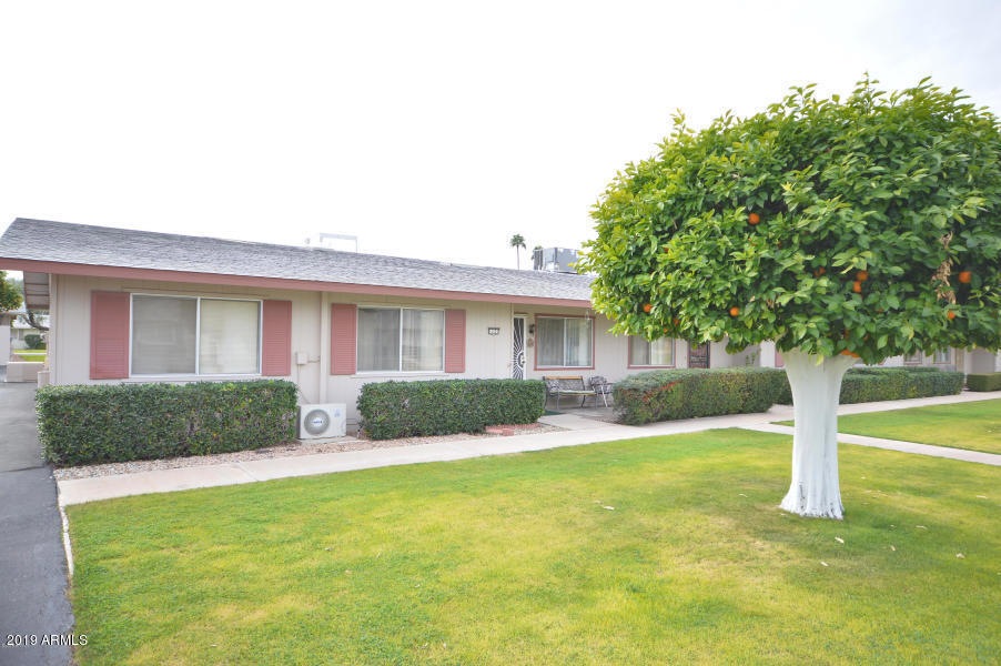 11121 W Desert Butte Dr unit 15C, Sun City, AZ 85351 - photo 1