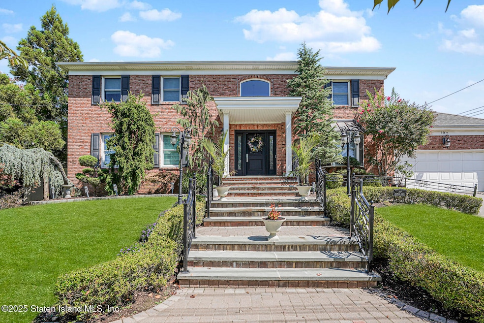 197 Ellsworth Ave, Staten Island, NY 10312 - photo 1