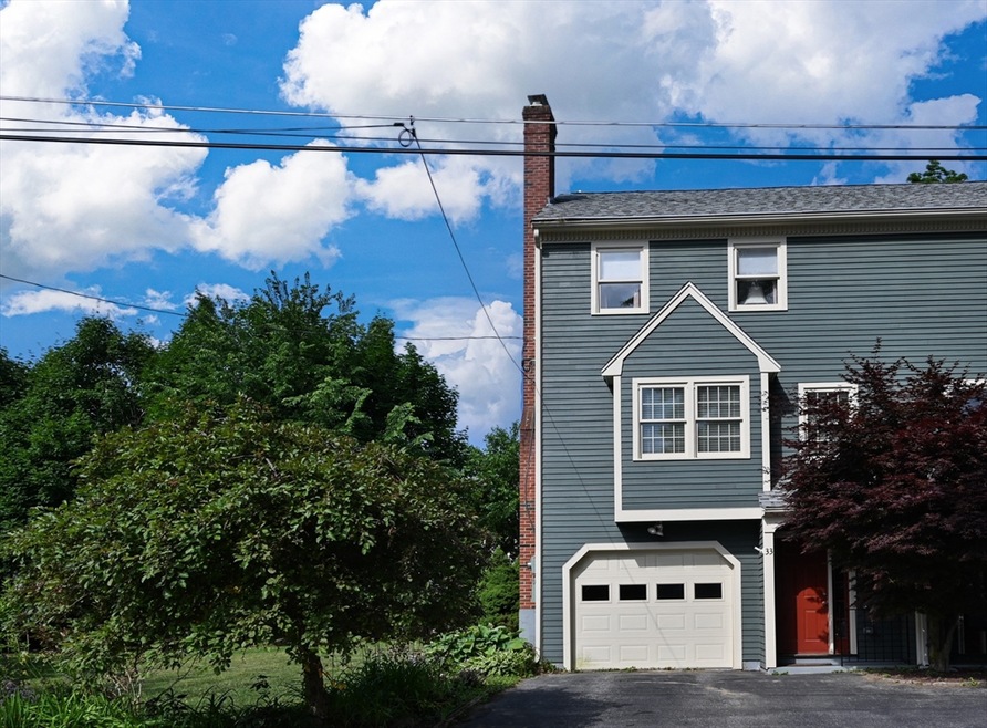 Sold $435,000 • Co-Listing Agent