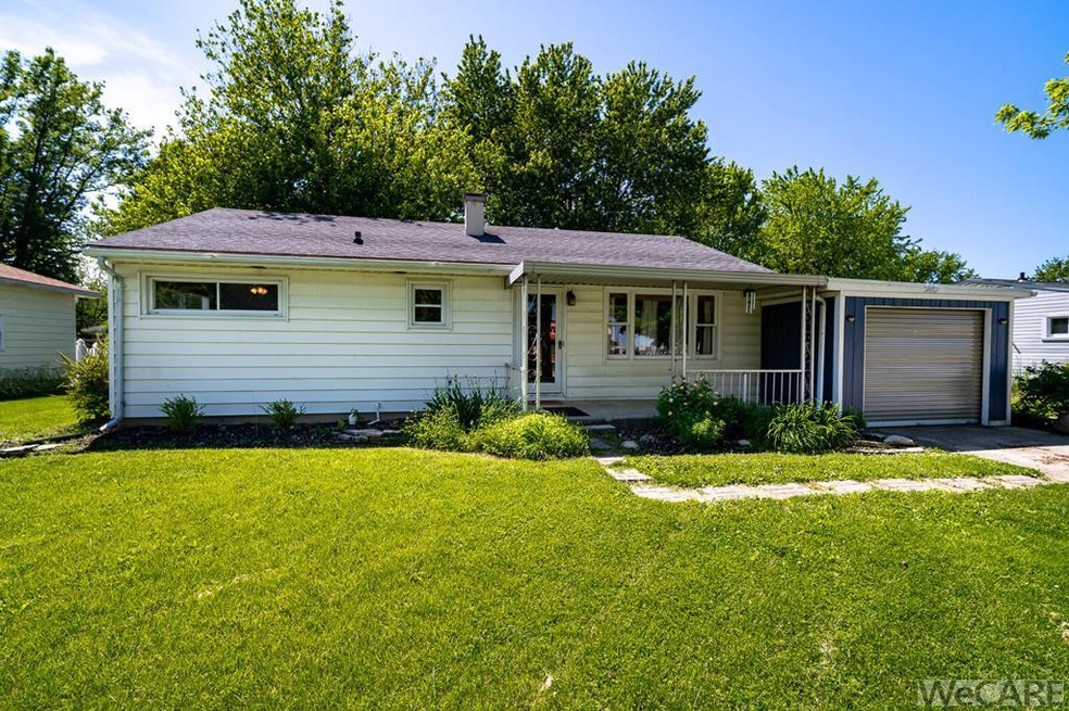 505 S Wagner Ave, Wapakoneta, OH 45895 - photo 1