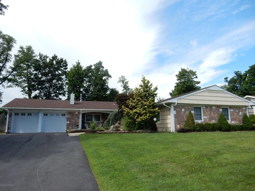 10 Brentwood Road