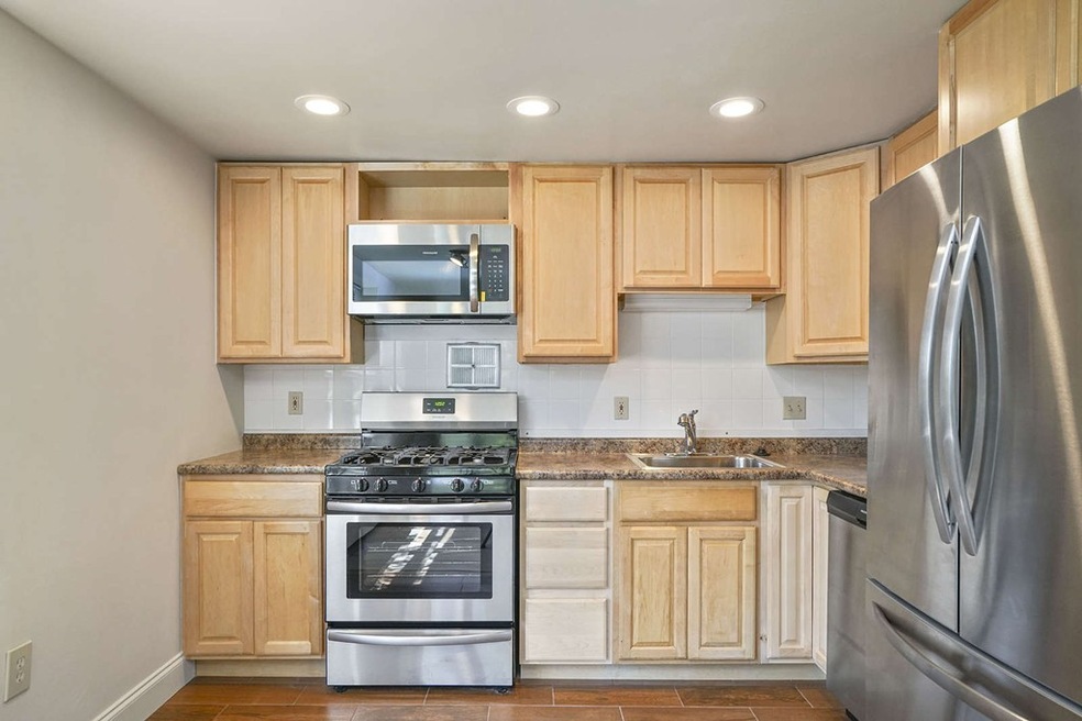 26 Rutland St unit 5, Boston, MA 02118 - photo 1