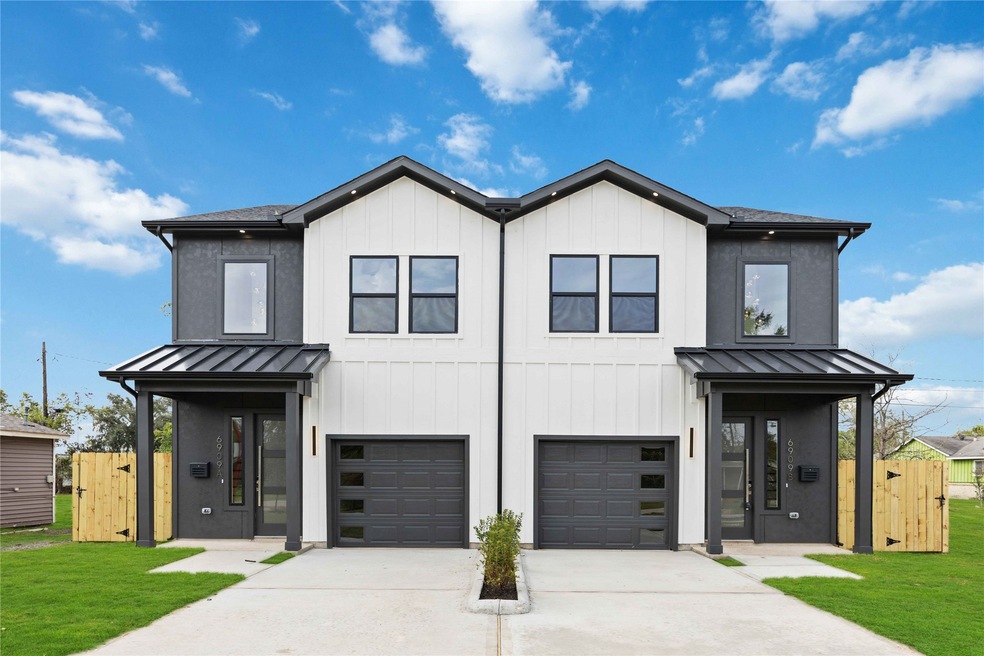 6909 Cluett St, Houston, TX 77028 - photo 1