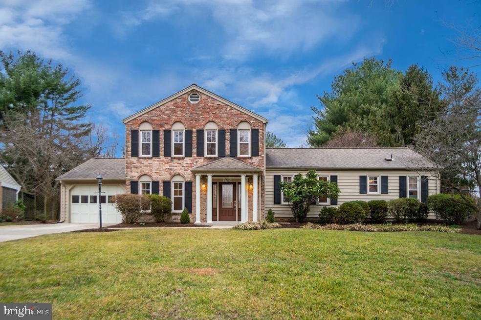 1704 Hicks Dr, Vienna, VA 22182 - photo 1