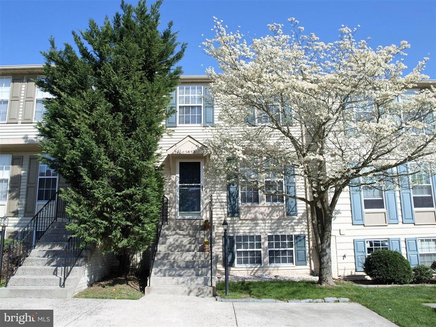 13956 Winding Ridge Ln, Centreville, VA 20121 - photo 1