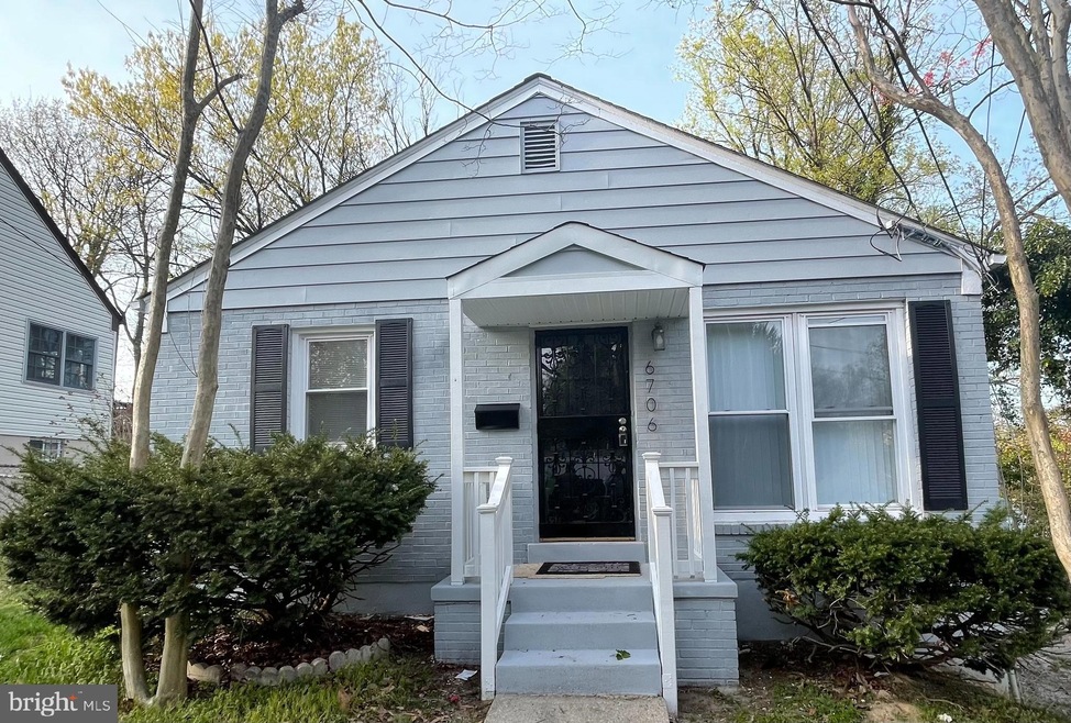 6706 Elmhurst St, District Heights, MD 20747 - photo 1