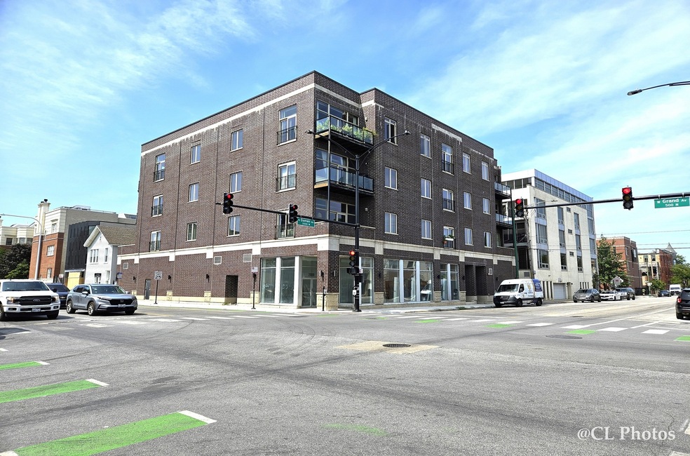 500 N Damen Ave unit 401, Chicago, IL 60622 - photo 1