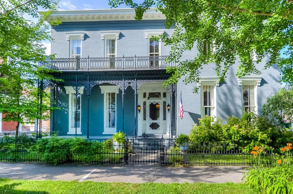 407 W Main St, Frankfort, KY 40601 - photo 1