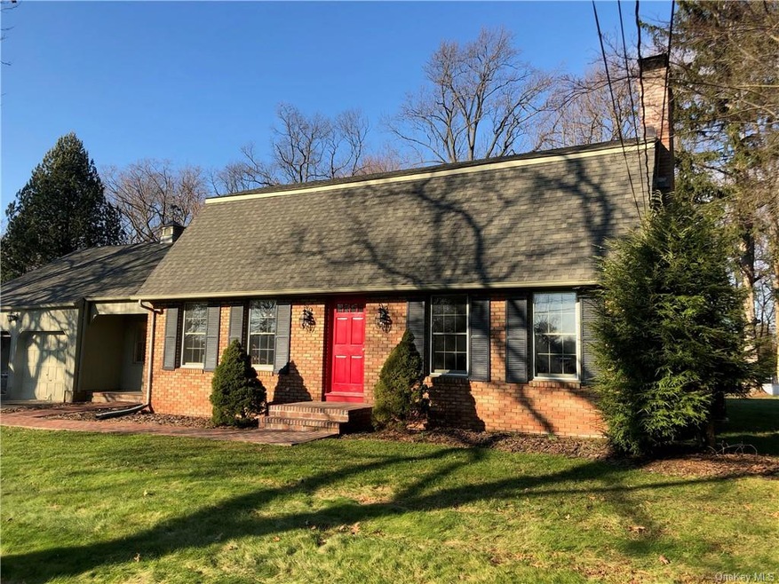 6 Colony Dr, Blauvelt, NY 10913 - photo 1