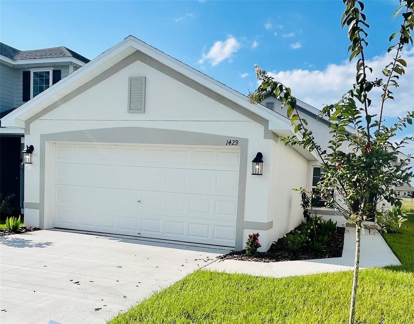 1429 Leamington Ln, Winter Haven, FL 33884 - photo 1