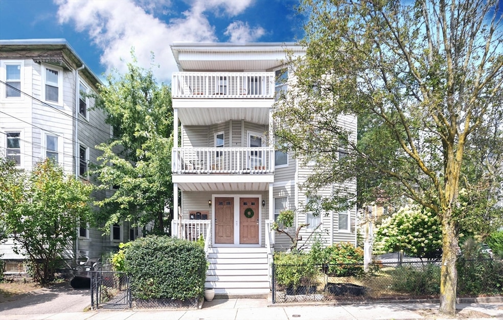 30 School St unit 3, Somerville, MA 02143 - photo 1