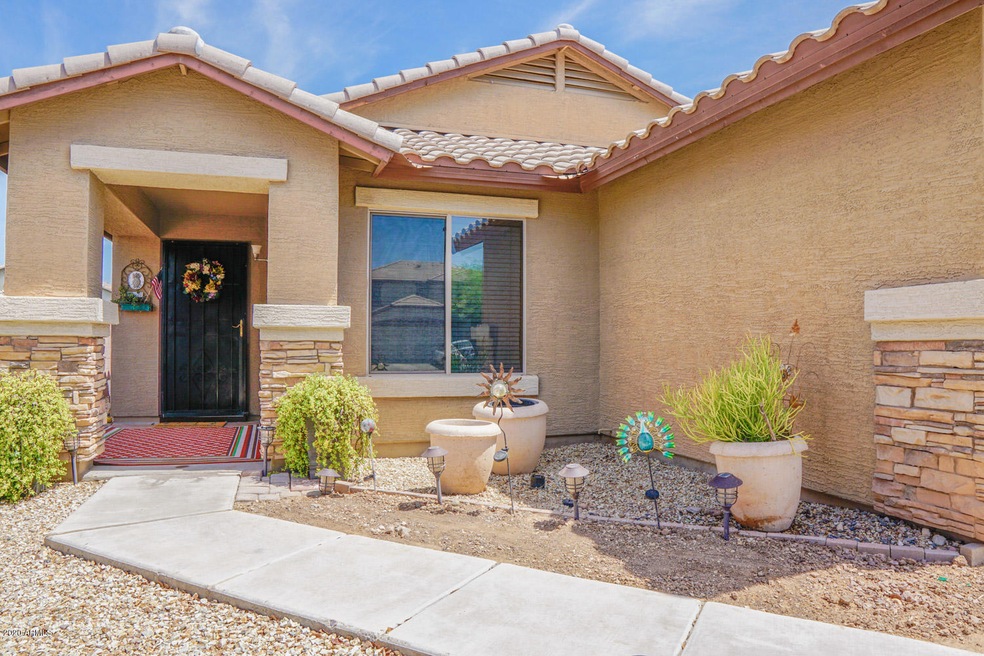 -Front of House 3