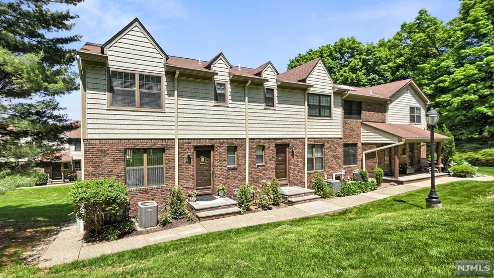 101 E Oak St unit C7, Oakland, NJ 07436 - photo 1