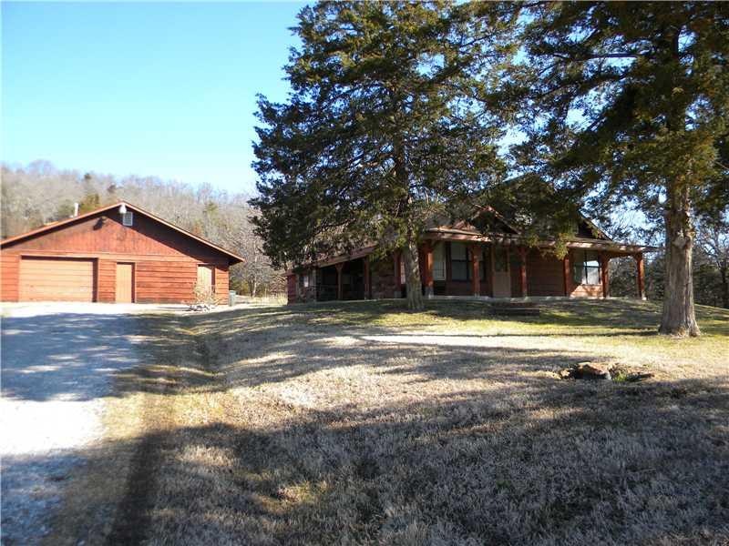 200 E Willoughby Rd, Fayetteville, AR 72701 - photo 1