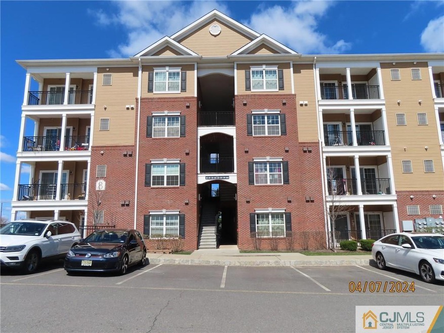 823 Strassle Way unit 823, South Plainfield, NJ 07080 - photo 1