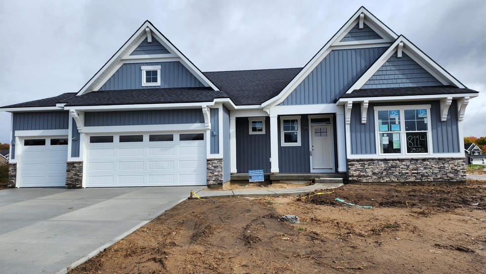 8114 Tramway Dr, Byron Center, MI 49315 - photo 1