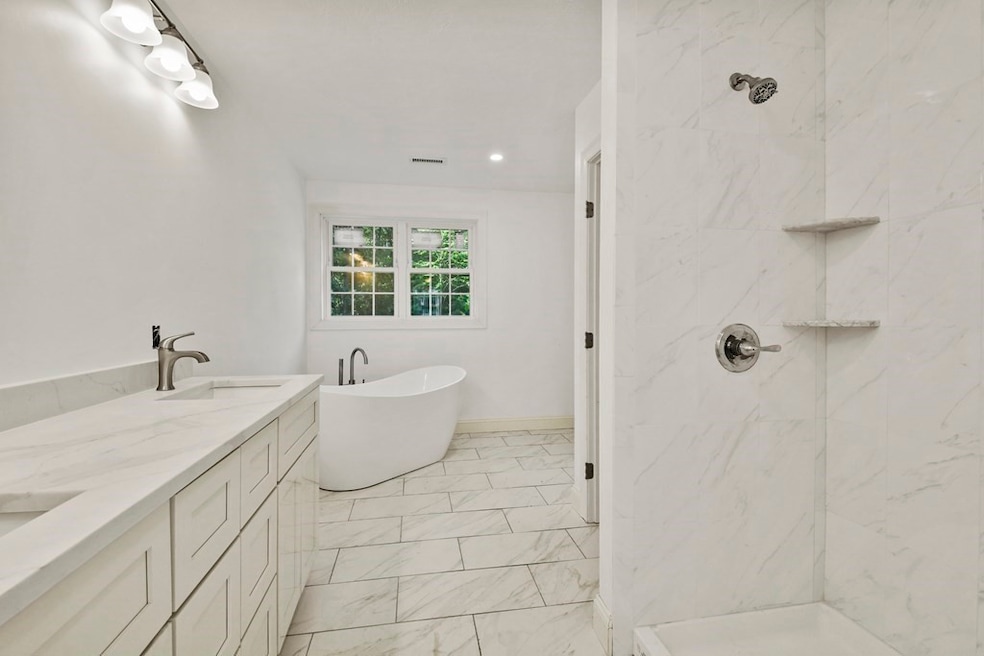 16 Marble Rd, Spencer, MA 01562 - photo 1