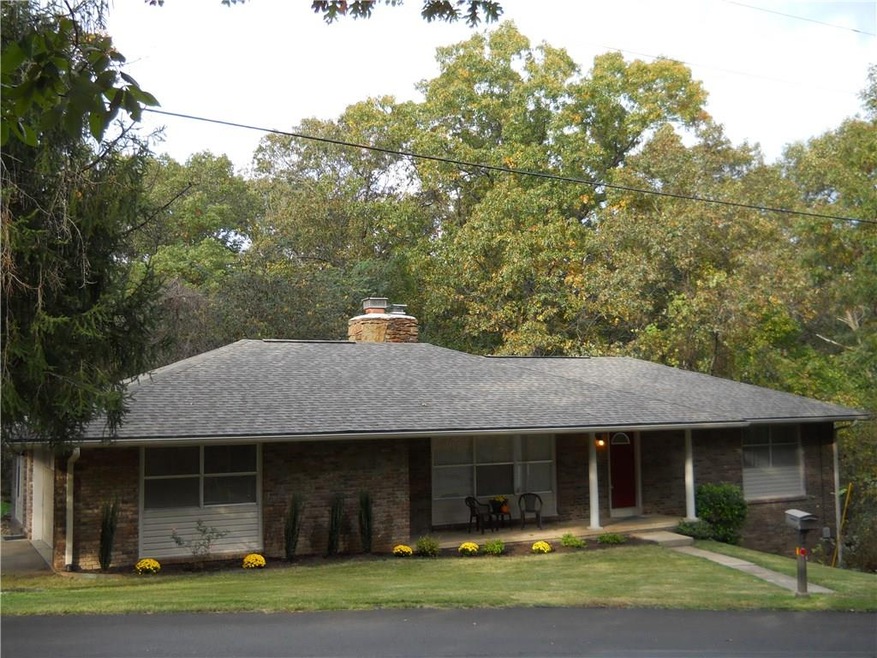 9 Lancaster Dr, Bella Vista, AR 72715 - photo 1