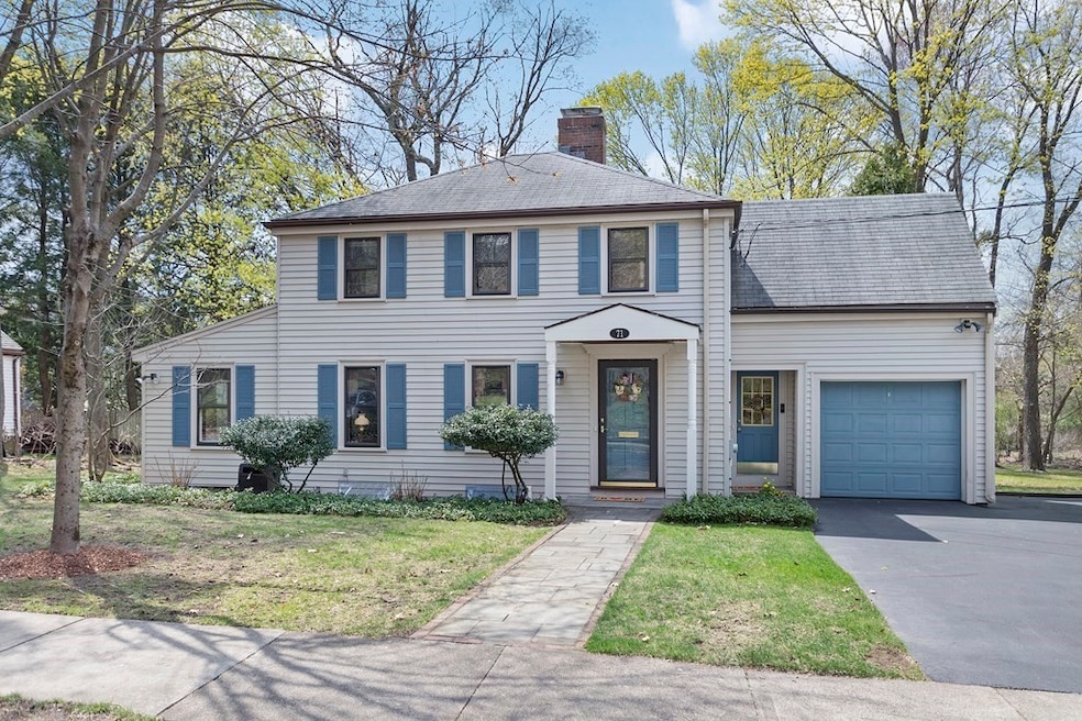 71 E Quinobequin Rd, Waban, MA 02468 - photo 1