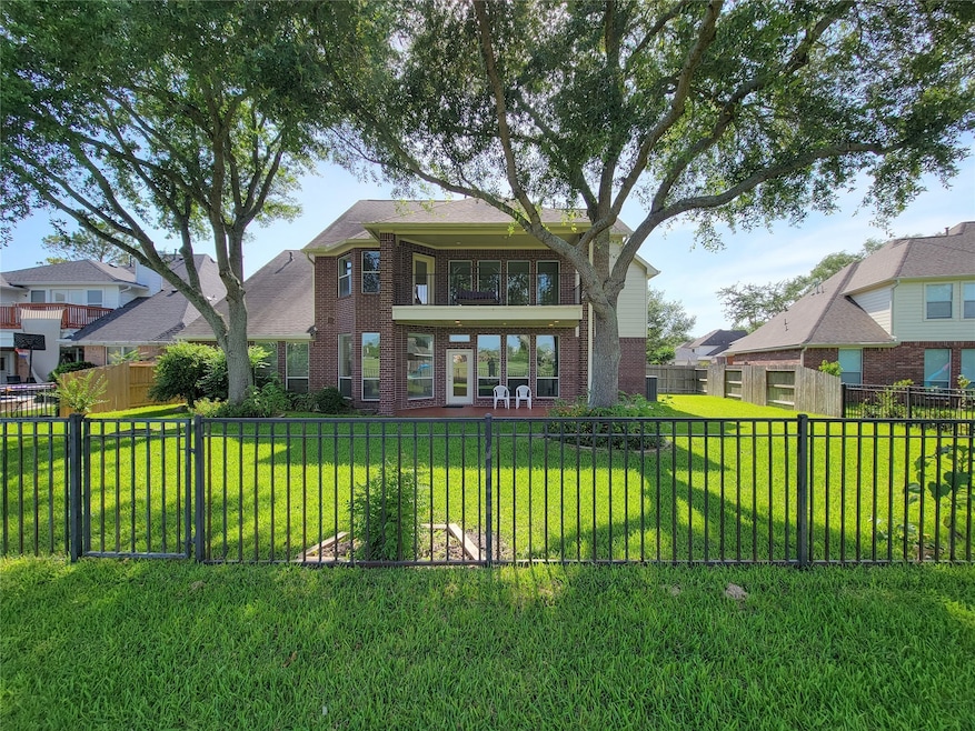 3011 Taylorcrest Dr, Pearland, TX 77584 - photo 1