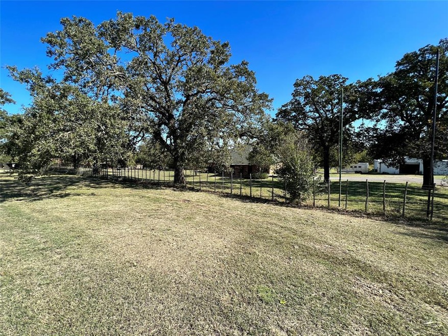 102 Advance Rd, Weatherford, TX 76088 - photo 1
