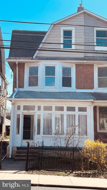 217 Ardmore Ave, Ardmore, PA 19003 - photo 1